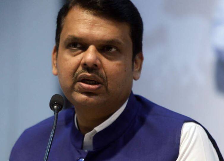 Nagpur Corona Update restrictions should be tightened instead of complete lockdown, says Devendra Fadnavis Nagpur Corona Update | संपूर्ण लॉकडाऊनऐवजी निर्बंध कडक करावेत : देवेंद्र फडणवीस