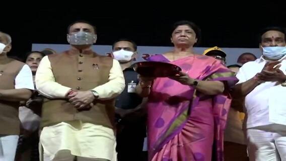 વડોદરાના સાંસદ રંજનબેન ભટ્ટ થયા કોરોના સંક્રમિત, સારવાર માટે ખાનગી હોસ્પિટલમાં ખસેડાયા