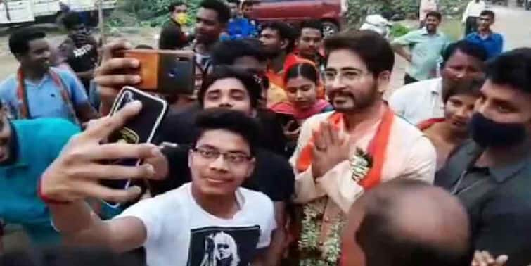 WB Election 2021: political campaign done by Actor Hiran Chatterjee in Kharagpur constituency WB election 2021: ক্যান্সারে আক্রান্ত খড়গপুর, প্রচারে বেরিয়ে দাবি বিজেপি প্রার্থী হিরণের