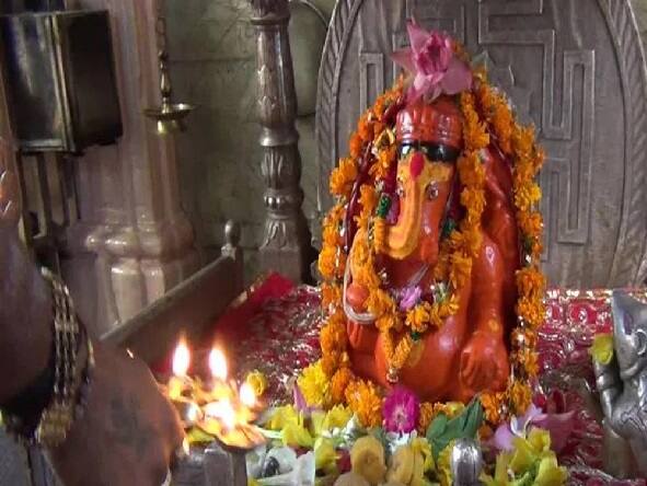 Modasa ganpati sidh vinayak temple is close for ten days owing to corona cases મોડાસાનું પ્રસિદ્ધ  સિદ્ધ વિનાયક મંદિર દર્શનાર્થીઓ માટે રહેશે બંધ, જાણો અન્ય કયા મંદિરમાં શ્રદ્ધાળુને નહી મળે પ્રવેશ?