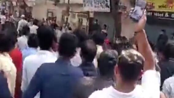 Surat: હીરાના કારખાના બંધ કરવા નીકળેલા અધિકારીઓનો લોકોએ હુરિયો બોલાવ્યો