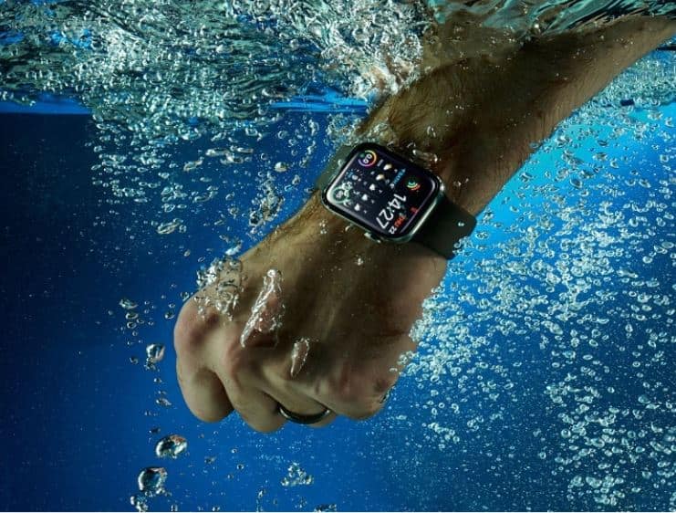 क्या Smartwatch पहनना हेल्थ के लिए नुकसानदायक है? जानिए हकीकत 