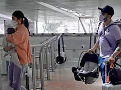 દીકરી વામિકાને લઇને અનુષ્કા એરપોર્ટમાં થઇ એન્ટર, કેપ્ટન વિરાટ પરિવાર સંગ ઇંગ્લેન્ડ સીરિઝના પ્રવાસે, જુઓ તસવીરો