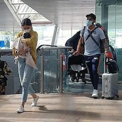 Virat-Anushka | वामिकासह पहिल्यांदाच स्पॉट झाले विराट-अनुष्का, पाहा फोटो