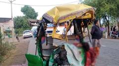 ਭਿਆਨਕ ਸੜਕ ਹਾਦਸੇ 'ਚ 13 ਲੋਕਾਂ ਦੀ ਦਰਦਨਾਕ ਮੌਤ