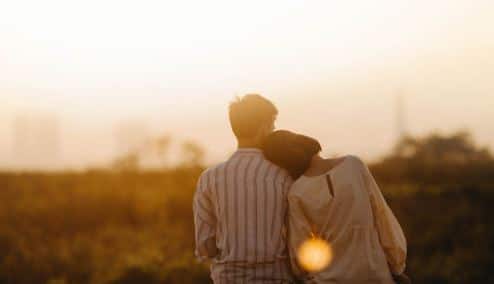Relationship Tips : शादी का बंधन हमेशा अटूट बनाए रखने के लिए, पति-पत्नी को रखना है सिर्फ इन तीन बातों का ख्याल