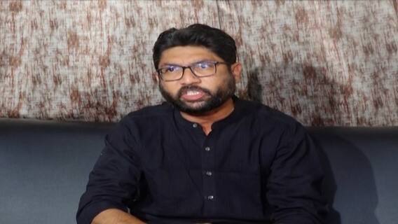 ગાંધીનગર:  ધારાસભ્ય જીજ્ઞેશ મેવાણીની કેમ કરવામાં આવી અટકાયત ? જુઓ વીડિયો