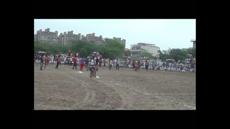 Kabaddi competitions conducted by farmers at Kundli Border on the day of martyrdom of Shaheed Bhagat singh ਸ਼ਹੀਦ ਭਗਤ ਸਿੰਘ ਦੇ ਸ਼ਹੀਦੀ ਦਿਹਾੜੇ 'ਤੇ ਕੁੰਡਲੀ ਬਾਰਡਰ 'ਤੇ ਕਿਸਾਨਾਂ ਨੇ ਕਰਵਾਏ ਕਬੱਡੀ ਮੁਕਾਬਲੇ  