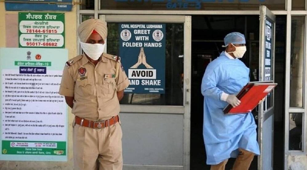 Corona Virus Mohali Administration again strict no social and political program ਕੋਰੋਨਾ ਮੁੜ ਕਹਿਰਵਾਨ, ਸਖਤੀ ਲਾਗੂ, ਨਹੀਂ ਹੋਣਗੇ ਸਿਆਸੀ ਤੇ ਸਮਾਜਿਕ ਪ੍ਰੋਗਰਾਮ, ਵਿਆਹ 'ਚ 20 ਬੰਦਿਆਂ ਨੂੰ ਮਨਜੂਰੀ