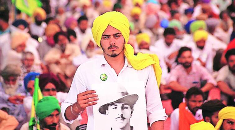 farmers paid tribute to Shaheed bhagat singh, wear Yellow turbans in various places Farmers Paid Tribute to Bhagat Singh: ਕਿਸਾਨ ਅੰਦੋਲਨ ਕਰਕੇ ਚੜ੍ਹਿਆ ਕ੍ਰਾਂਤੀ ਦਾ ਰੰਗ, ਹਰ ਦੇਸ਼ ਵਾਸੀ ਦੀ ਜ਼ੁਬਾਨ 'ਤੇ ਸ਼ਹੀਦ ਭਗਤ ਸਿੰਘ ਦਾ ਨਾਂ