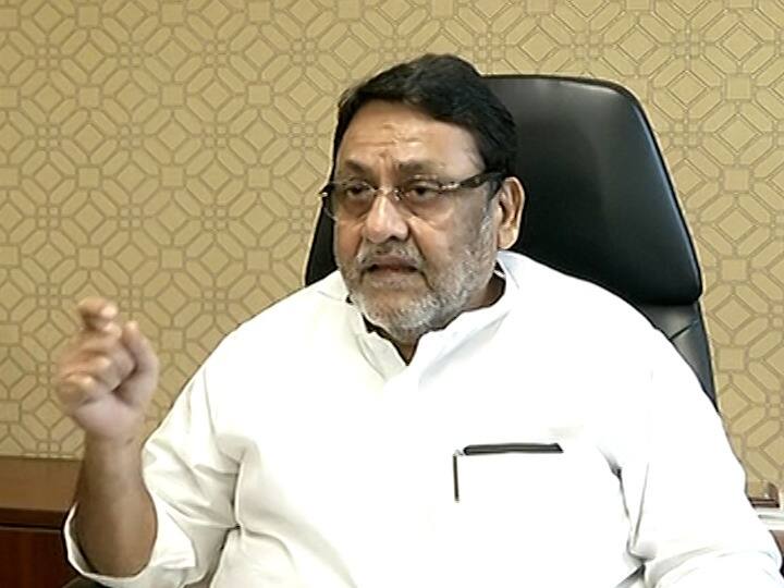 देवेंद्र फडणवीस जनतेची दिशाभूल करण्याचं काम करत आहेत : नवाब मलिक NCP Leader NAwab malik on devendra Fadnavis allegation on sharad pawar and anil deshmukh देवेंद्र फडणवीस जनतेची दिशाभूल करण्याचं काम करत आहेत : नवाब मलिक