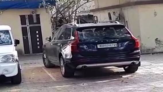 सचिन वाझे यांच्याशी संबंधित व्हॉल्वो कार महाराष्ट्र ATS कडून जप्त, दमनमध्ये लपवण्यात आली होती कार