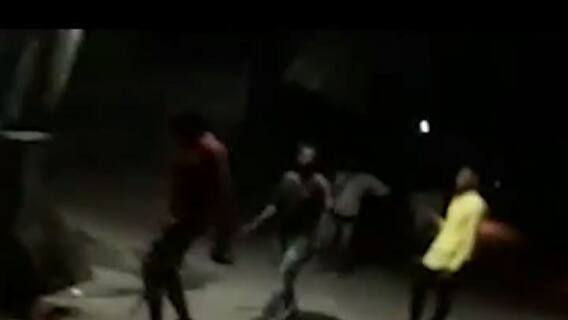 ભાવનગરમાં અસામાજિક તત્વોનો આતંક, તલવાર સાથે ઘૂસેલા લોકોએ દુકાનમાં કરી તોડફોડ, વીડિયો વાયરલ