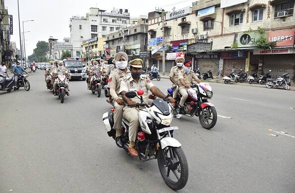 Punjab Corona Coronavirus guidelines issued in Punjab implemented From 1April to 30 New guidelines for Punjab: ਕੋਰੋਨਾ ਦੇ ਕਹਿਰ ਨੂੰ ਵੇਖਦਿਆਂ ਨਵੇਂ ਦਿਸ਼ਾ-ਨਿਰਦੇਸ਼ਾਂ ਦੇ ਐਲਾਨ, 1 ਤੋਂ 30 ਅਪ੍ਰੈਲ ਤਕ ਲਾਗੂ ਰਹਿਣਗੇ