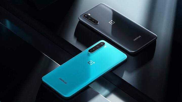 OnePlus: OnePlus Nord या फोनची किंमत 29,999 रुपयापासून सुरु होत आहे. वनप्लस स्मार्टफोनमध्ये सहा महिन्यांपर्यंत नो कॉस्ट ईएमआयचा पर्याय मिळत आहे.
