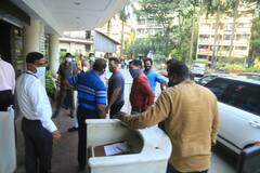 ਸਲਮਾਨ ਖਾਨ ਨੇ ਲਗਵਾਈ ਕੋਰੋਨਾ ਵੈਕਸੀਨ, ਹਸਪਤਾਲ ਤੋਂ ਤਸਵੀਰਾਂ ਆਈਆਂ ਸਾਹਮਣੇ 