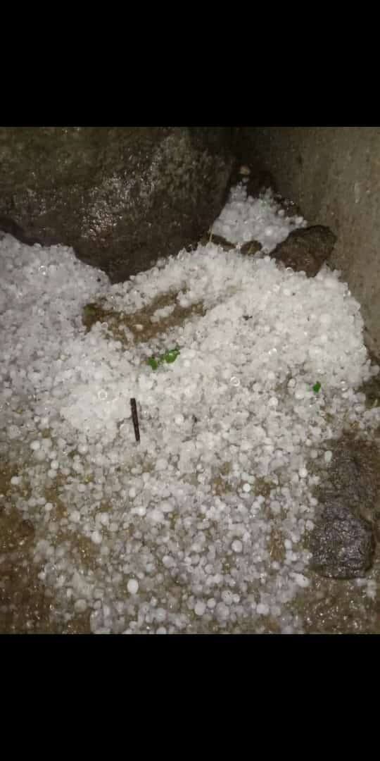 तालुक्यातील,कडवंची, धारकल्याण, नाव्हा, नंदापुर या भागात रात्री 9 ते 10 च्या  जोरदार पाऊस झाला.