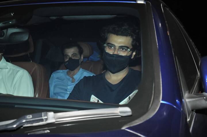 Arjun Kapoor arrived at the bash with uncle Sanjay Kapoor.[ pic credit: Manav Manglani]