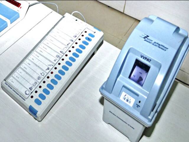 Assam Polls EVM Found in BJP Leader Car Priyanka Gandhi Rahul Gandhi Asks EC to Take Decisive Action Assam Election EVM Issue: বিজেপি প্রার্থীর গাড়িতে ইভিএম? ট্যুইট প্রিয়ঙ্কা-রাহুলের