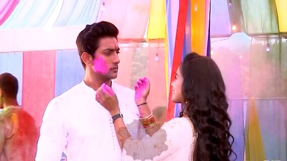 Apna Time Bhi Aayega: Love is in the air as Raja, Rani play Holi