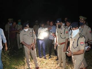 ਦੋ ਭਰਾਵਾਂ ਦੀ ਲੜਾਈ ਸੁਲਝਾਉਣ ਗਏ ਸਬ ਇੰਸਪੈਕਟਰ ਦਾ ਗੋਲ਼ੀ ਮਾਰ ਕੇ ਕਤਲ 