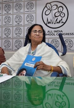 TMC Manifesto Highlights: প্রথম দফার প্রচার শেষ, কাউন্টডাউন শুরু, তৃণমূলের ইস্তেহার হাইলাইটস