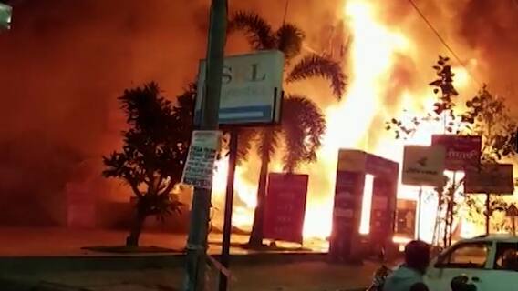 Fire breaks | पुण्यातील खराडीत 8 ते 10 दुकानांना मोठी आग