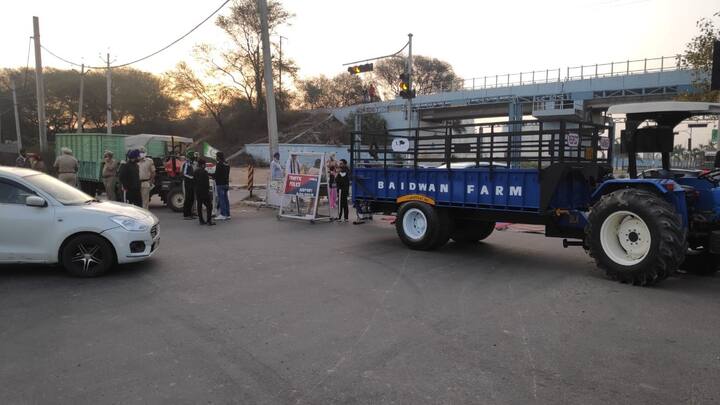 ਕਿਸਾਨਾਂ ਨੇ ਚੰਡੀਗੜ੍ਹ 'ਚ ਬੰਦ ਤਹਿਤ ਹਵਾਈ ਅੱਡੇ ਨੂੰ ਜਾਣ ਵਾਲਾ ਰਾਹ ਰੋਕ ਦਿੱਤਾ ਹੈ।