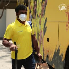IPL 2021: আইপিএল খেলতে মুম্বই পৌঁছে গেলেন ধোনিরা