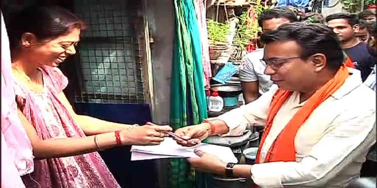Bhowanipore BJP star candidate Rudranil Ghosh comes home and has lunch campaign trail West Bengal Election 2021: প্রচার শেষে ভাতঘুম, পাওয়ার মিল তারকা প্রার্থী রুদ্রনীলের