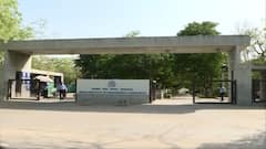 Ahmedabad માં ક્રિકેટ મેચ જોઇને આવેલા IIMના 5 વિદ્યાર્થીઓ બન્યા સુપર સ્પ્રેડર, જુઓ વીડિયો