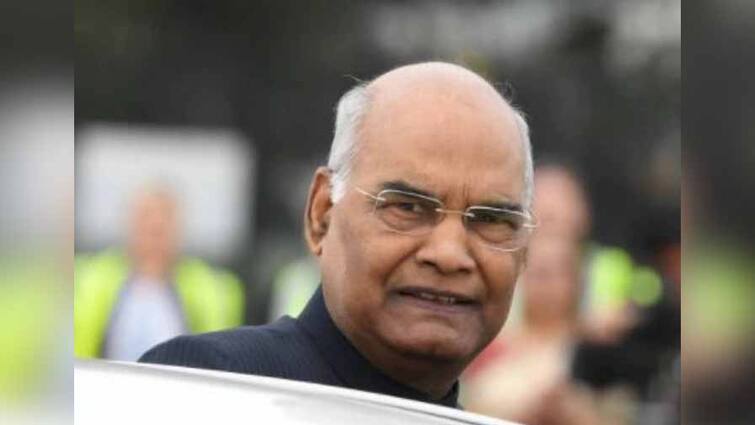 President Ramnath Kovind may undergo bypass surgery at AIIMS today, was hospitalized last week President Ramnath Kovind : राष्ट्रपती रामनाथ कोविंद यांच्यावर आज बायपास सर्जरी होण्याची शक्यता