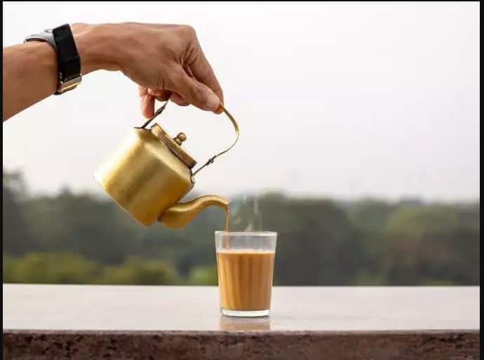 Ramadan: Is it healthy to have tea in sahari? Know easy ways of keeping yourself hydrate Ramadan: क्या सेहरी में चाय का इस्तेमाल सेहतमंद है? जानिए खुद को हाइड्रेट रखने के आसान तरीके