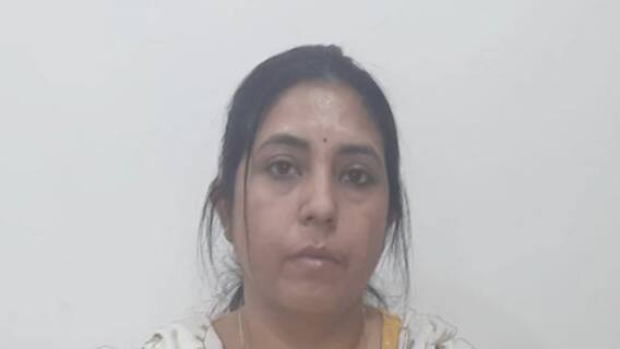 Ahmedabad: દોઢ લાખની લાંચ લેતા સેન્ટ્રલ GSTના બે અધિકારીઓ ઝડપાયા, જુઓ વીડિયો