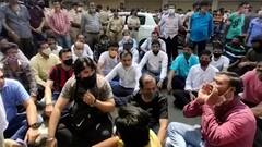 Lockdown : डोंबिवलीत व्यापाऱ्यांचा वीकेंड लॉकडाऊनला विरोध, मुख्यालयासमोर व्यापाऱ्यांची निदर्शनं