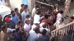 Botad: ગઢડાના ઢસામાં કાર પાર્કિગ બાબતે પોલીસ અને દુકાનદાર વચ્ચે ઘર્ષણ, ત્રણ પોલીસ કર્મચારીઓ વિરુદ્ધ ફરિયાદ