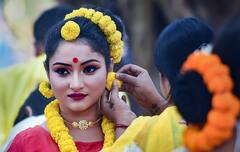 Holi 2021: রং খেলার আগে কী ভাবে যত্ন নেবেন ত্বক ও চুলের? জেনে নিন