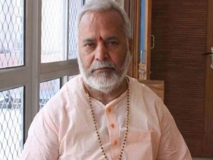 Shahjahanpur Non bailable warrant against former Union Minister Swami Chinmayanand disciple has File Rape Case ANN Shahjahanpur News: पूर्व केंद्रीय मंत्री स्वामी चिन्मयानंद के खिलाफ गैर जमानती वारंट, शिष्या ने लगाया है यह आरोप