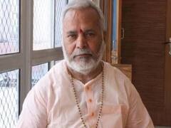 पूर्व केंद्रीय मंत्री स्वामी चिन्मयानंद के खिलाफ गैर जमानती वारंट, शिष्या ने लगाया है यह आरोप