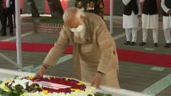 B'desh: PM Modi pays tribute to Sheikh Mujibur Rahman at Bangabandhu Mausoleum in Tungipara