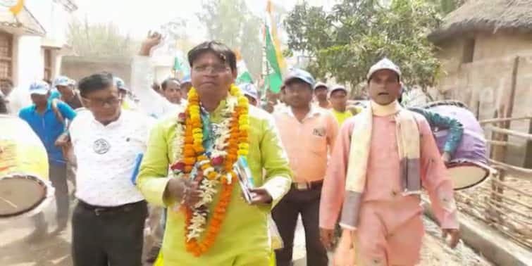 WB Election 2021: Bankura Sonamukhi TMC candidate Shyamal Santra and his wife property details WB Election 2021: স্থাবর-অস্থাবর মিলিয়ে প্রায় ৬০ লক্ষ টাকা সম্পত্তির মালিক শ্যামল সাঁতরা ও তাঁর স্ত্রী