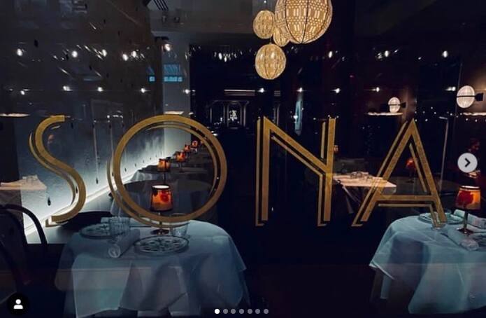 সোশ্যাল মিডিয়ায় নিজের এই রেস্তোরাঁর ছবি শেয়ার করেছেন অভিনেত্রী। সেইসঙ্গে সবাইকে আমন্ত্রণও জানিয়েছেন তিনি।