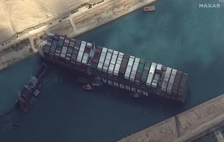 Delay in rescuing the evergreen ship from suez canal 