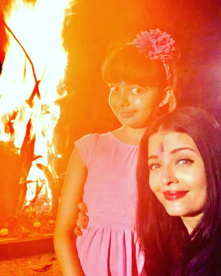 Aishwarya Rai Bachchan had shared this picture from the Holi 2020 celebrations on her official Instagram handle.
