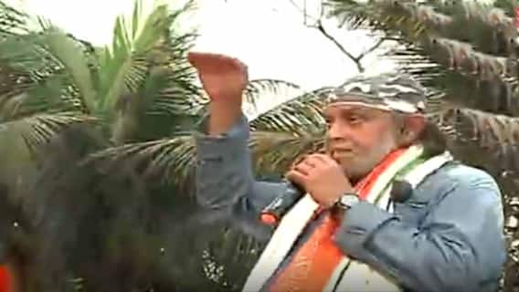 West Bengal Election 2021: ডেবরার জনসভায় ইশারায় কী বোঝাতে চাইলেন মিঠুন?