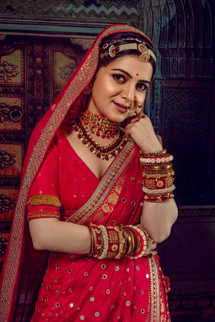 DD Nelakandan Ethnic Photoshoot