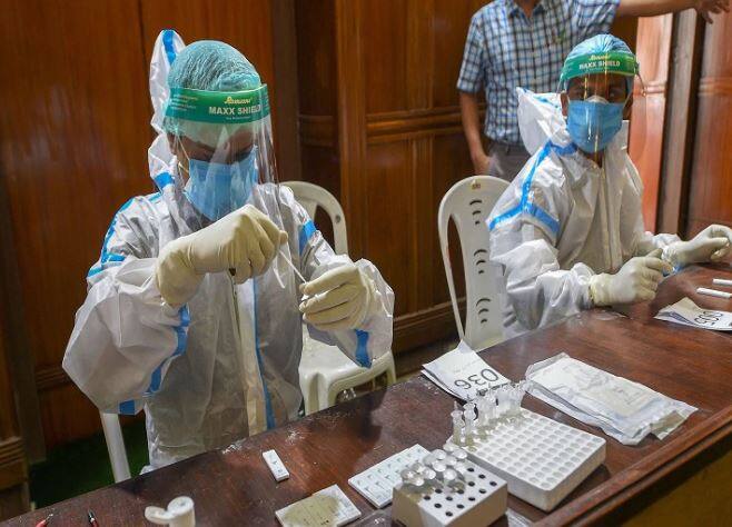 Coronavirus Update: More than 11 thousand active cases of corona in Gujarat Gujarat Coronavirus Update: રાજ્યમાં સતત વધી રહેલા કોરોના સંક્રમણ વચ્ચે ચિંતાજનક સમાચાર, જાણો વિગતો