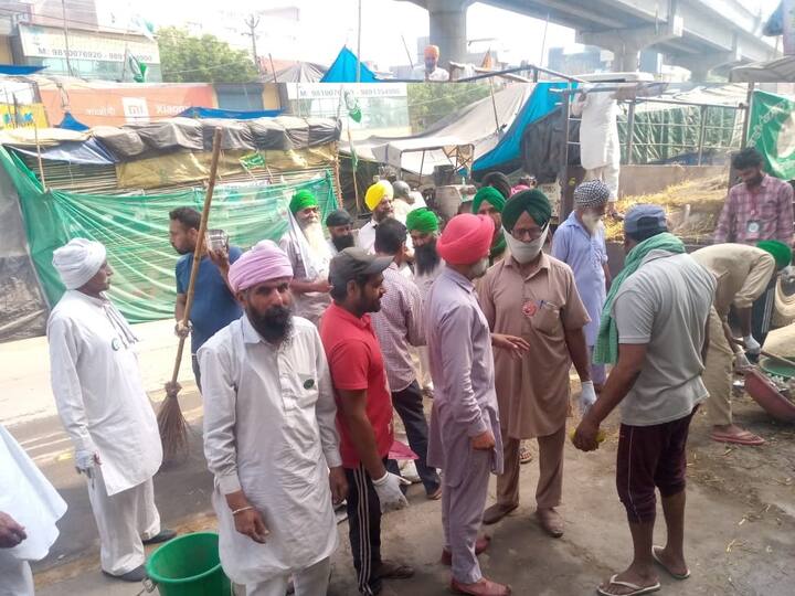 ਕਿਸਾਨਾਂ ਦਾ ਕਹਿਣਾ ਹੈ ਕਿ ਜਿੰਨਾ ਚਿਰ ਸਰਕਾਰ ਉਨ੍ਹਾਂ ਦੀਆਂ ਮੰਗਾਂ ਨਹੀਂ ਮੰਨਦੀ ਇਹ ਇਸੇ ਤਰ੍ਹਾਂ ਡਟੇ ਰਹਿਣਗੇ।