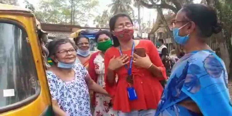 WB Election 2021: election commission kept their promise of vaccinating old people going for vote WB Election 2021: বৃদ্ধাশ্রমে বৃদ্ধ-বৃদ্ধাদের টিকাকরণের ব্যবস্থা কমিশনের