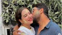 Holi 2021: প্রচারে ব্যস্ত রাজ, একাকী দোল কাটাতে হল শুভশ্রীকে